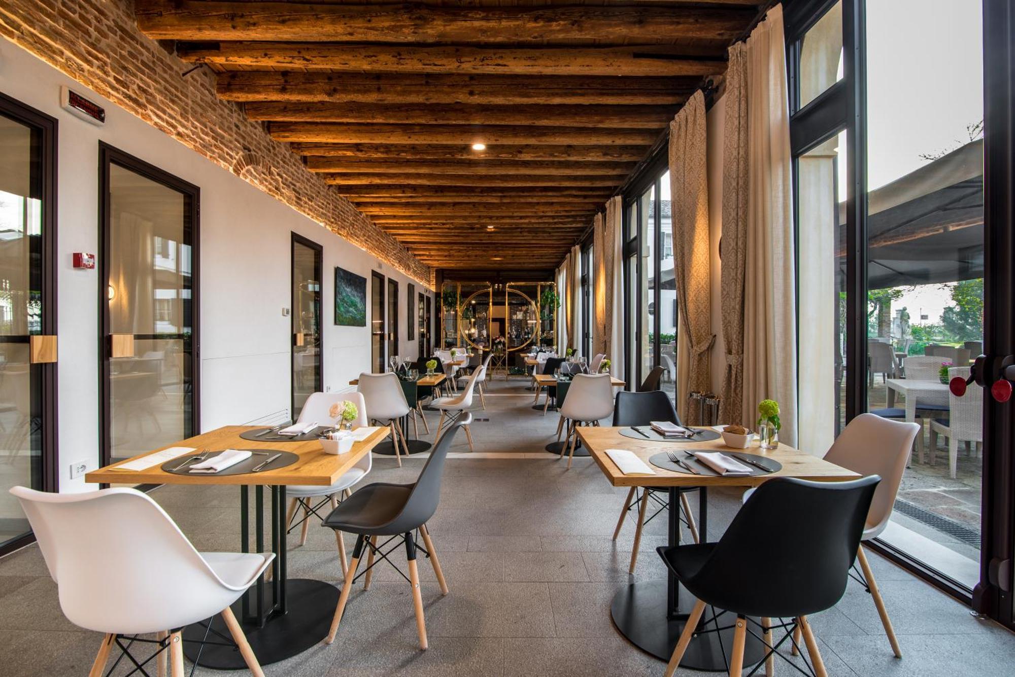 Hotel Ristorante Magia Del Brenta Fiesso D'artico Exterior photo